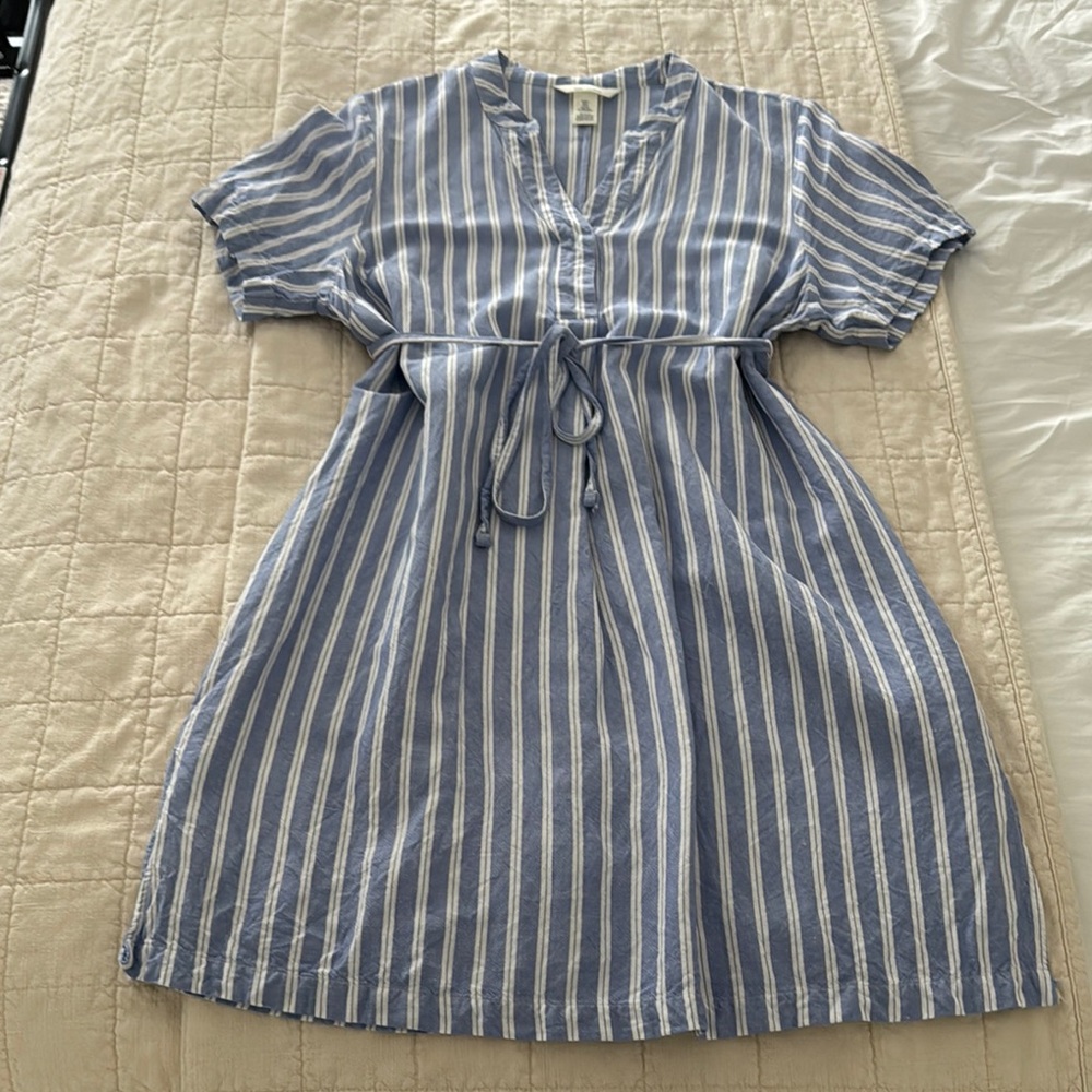 H&M MATERNITY Blue and White Striped Dress